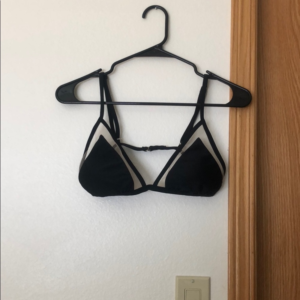 Black bikini top